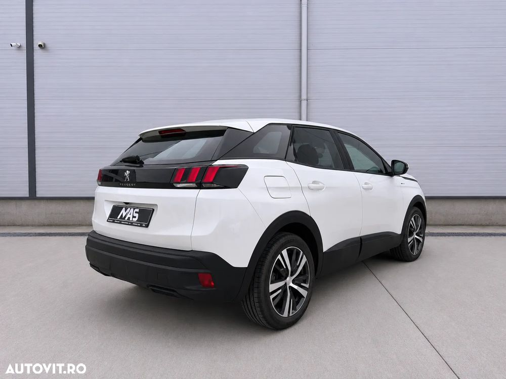 Peugeot 3008 PHEV 180 EAT8 Active Pack - 2