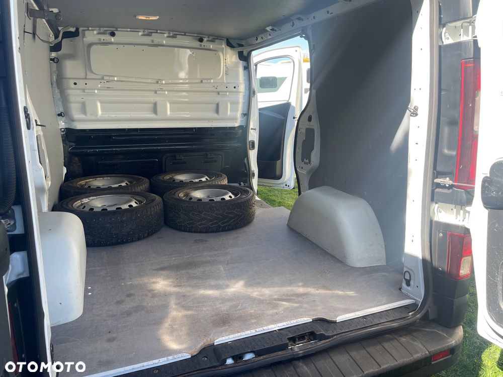 Opel Vivaro - 14