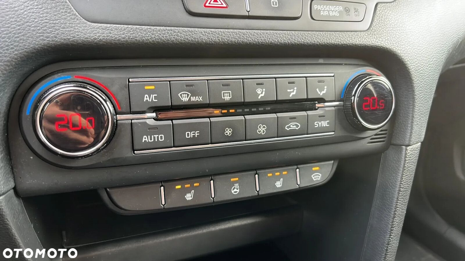 Kia Ceed - 29