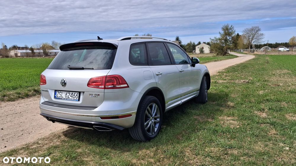 Volkswagen Touareg 3.0 V6 TDI SCR Blue Motion DPF Automatik - 22