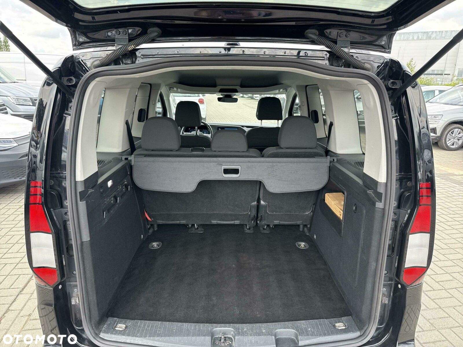 Volkswagen Caddy - 22