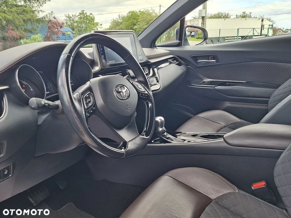 Toyota C-HR - 23