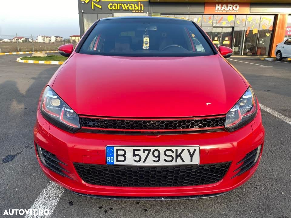 Volkswagen Golf - 25
