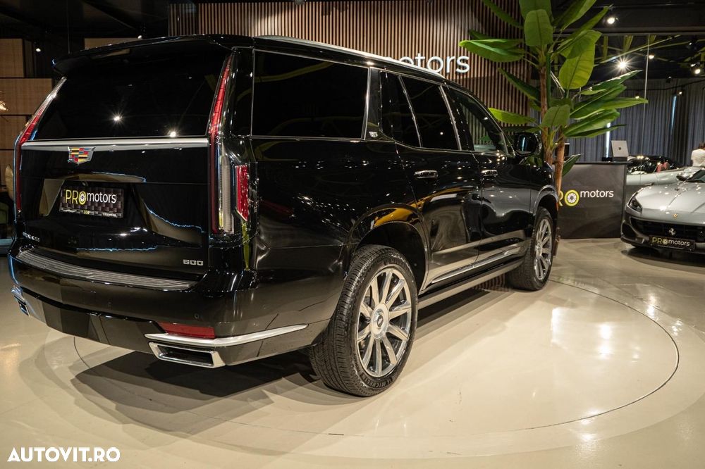 Cadillac Escalade - 20