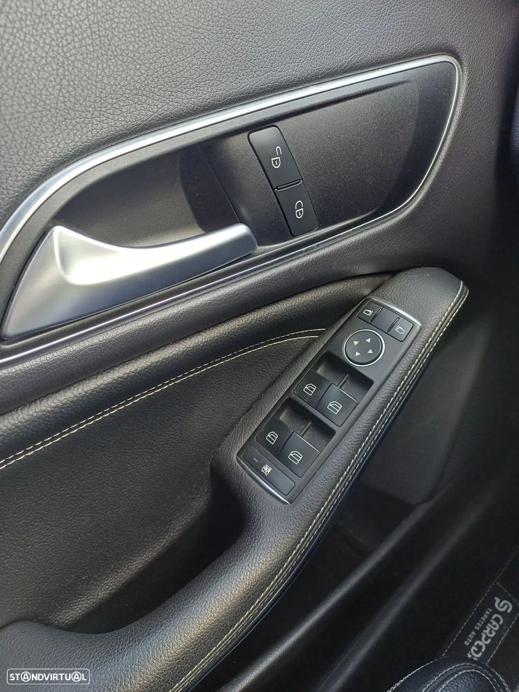 Mercedes-Benz CLA 180 d Peak Edition - 14