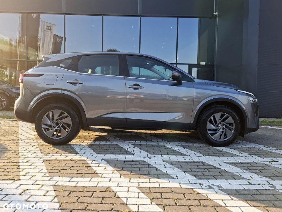 Nissan Qashqai - 4
