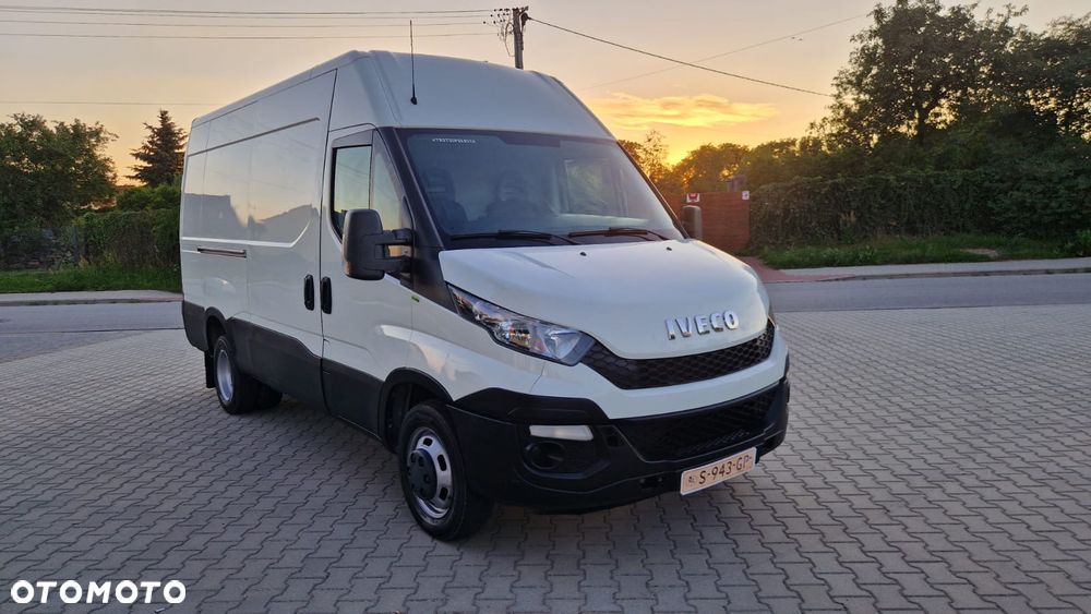 Iveco DAILY 35 Klima Elektryka Tempomat Na Bliźniaku Furgon 3os. Hak Serwis - 23