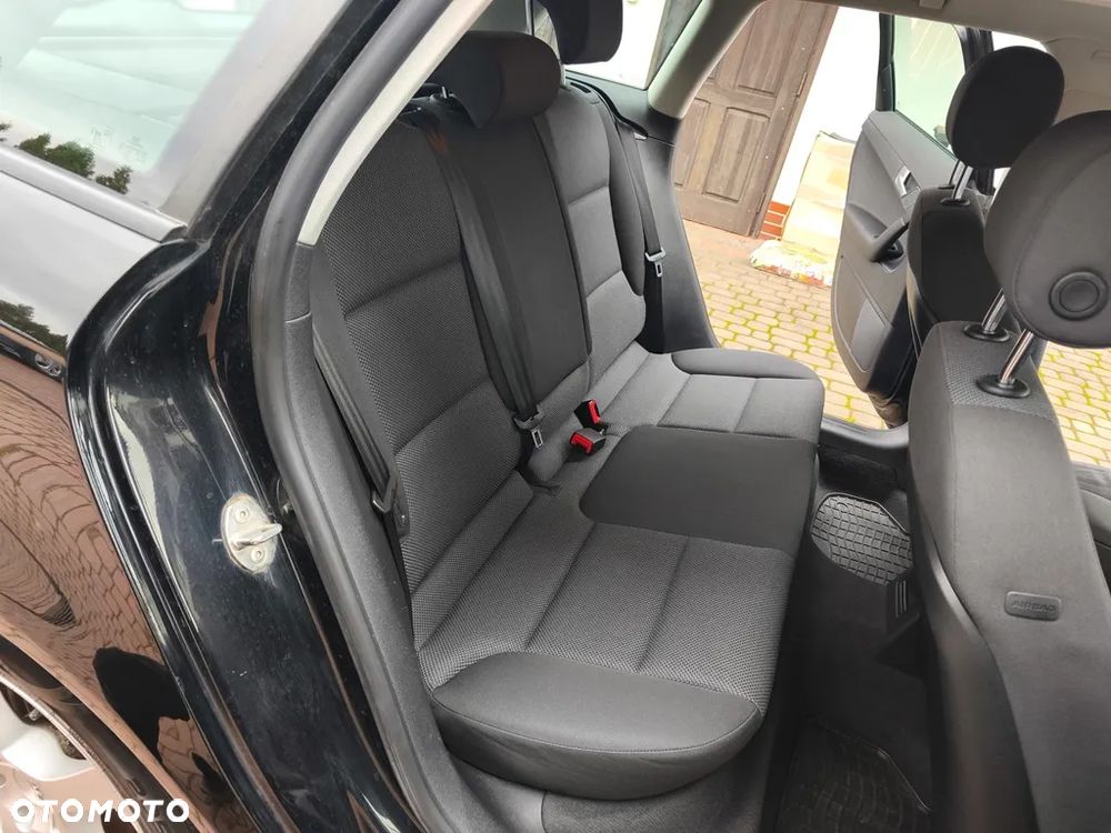 Audi A3 Sportback 1.6 Attraction - 24