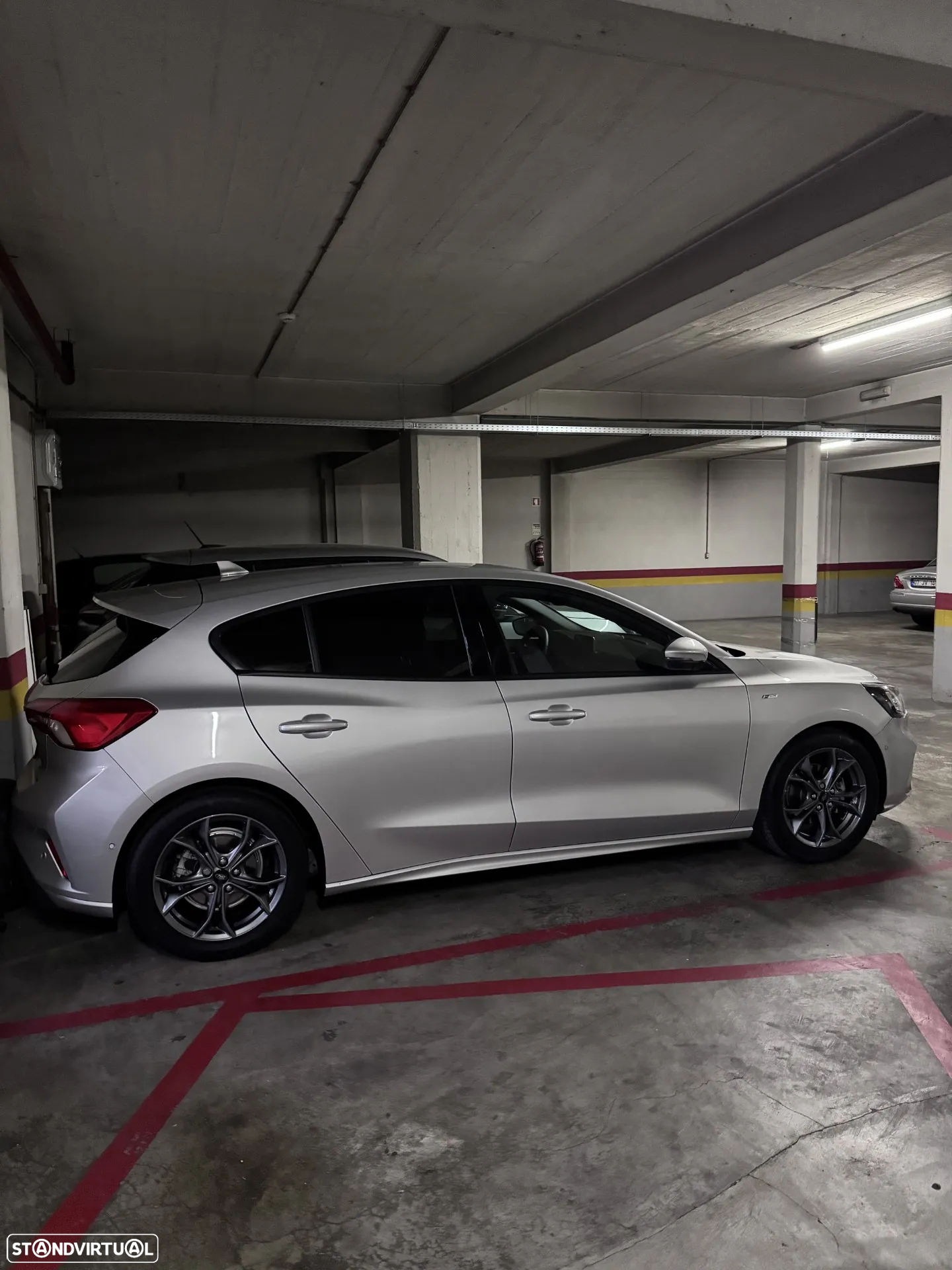 Ford Focus 1.0 EcoBoost ST-Line - 10