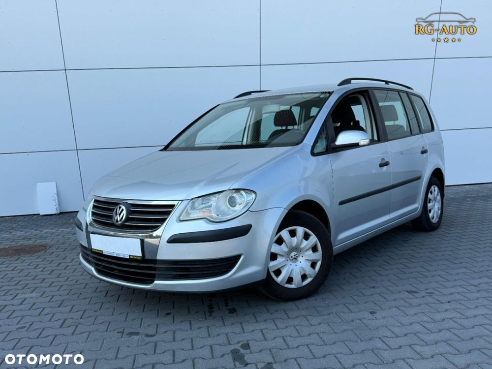Volkswagen Touran - 13
