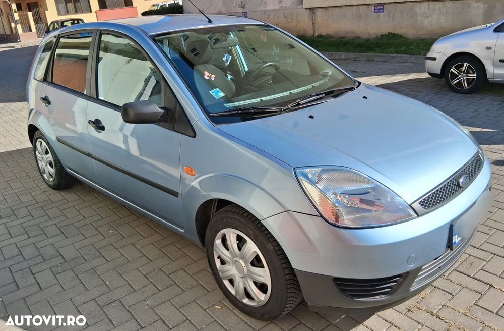 Ford Fiesta 1.3i Comfort - 2