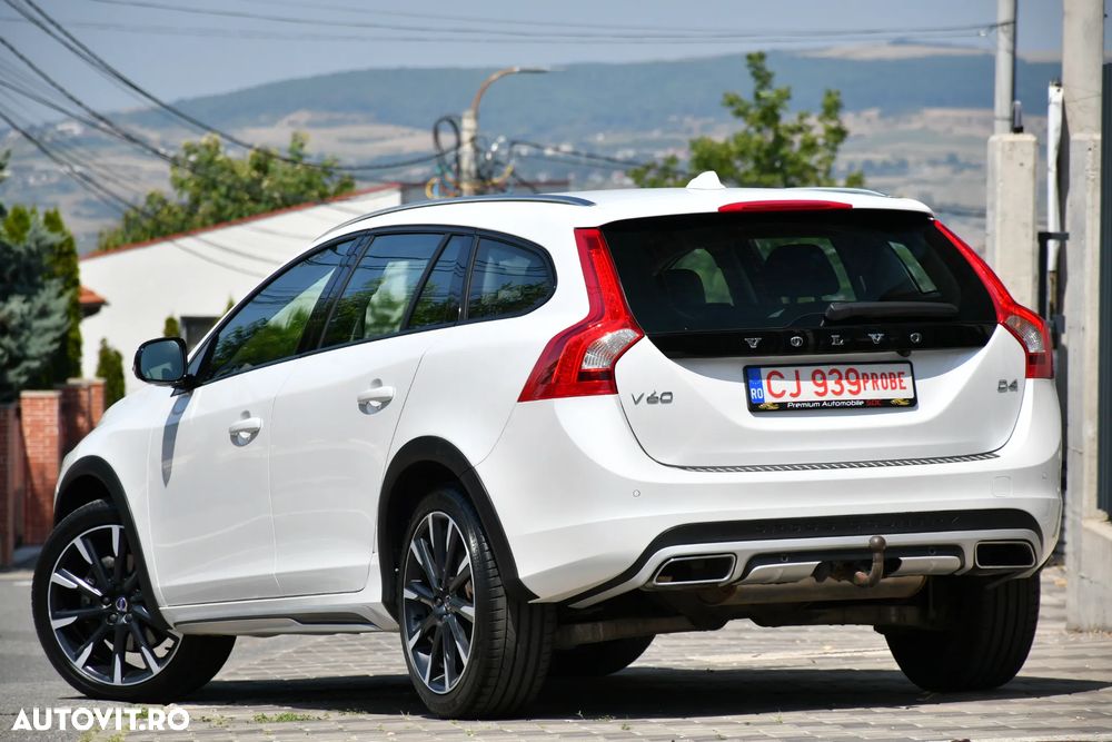 Volvo V60 D4 Geartronic Summum - 5