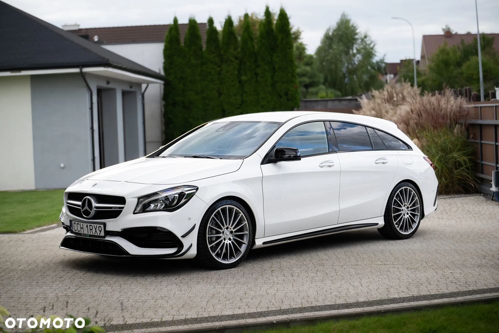 Mercedes-Benz CLA - 1