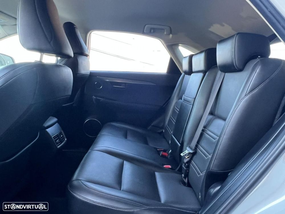 Lexus NX 300h Executive+ - 7