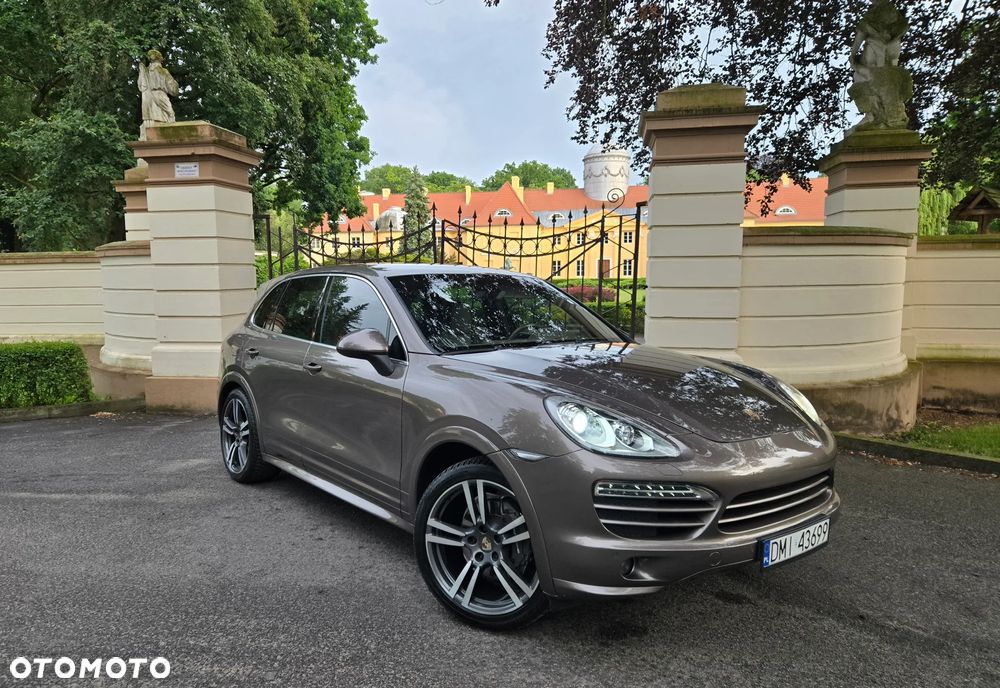 Porsche Cayenne - 2
