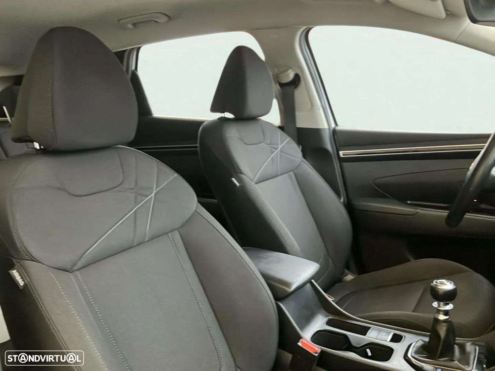 Hyundai Tucson 1.6 CRDi Business - 15