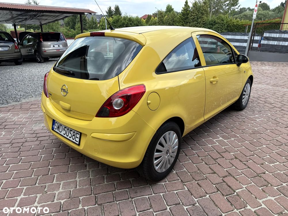 Opel Corsa 1.2 16V Color Edition - 4