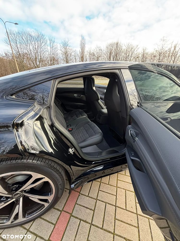 Audi e-tron 55 Quattro - 16