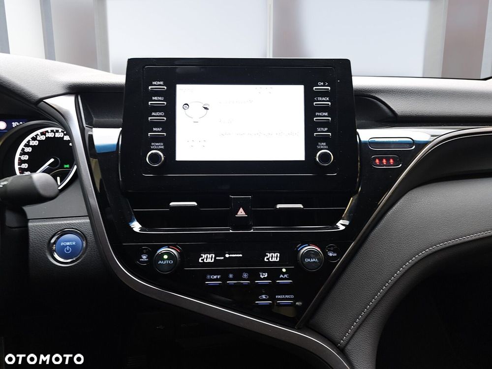 Toyota Camry 2.5 Hybrid Comfort CVT - 21