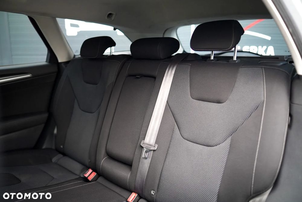 Ford Mondeo - 29