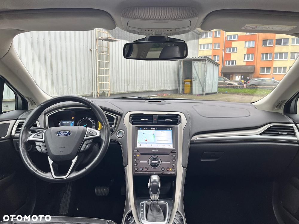 Ford Mondeo 2.0 Hybrid Vignale - 18
