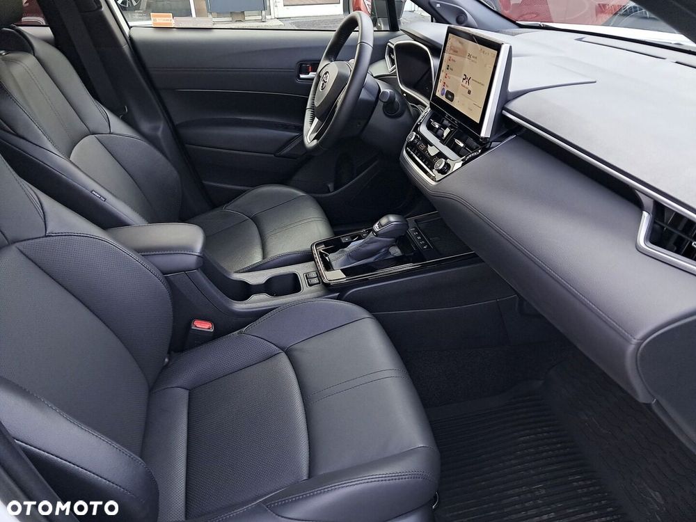 Toyota Corolla Cross - 11