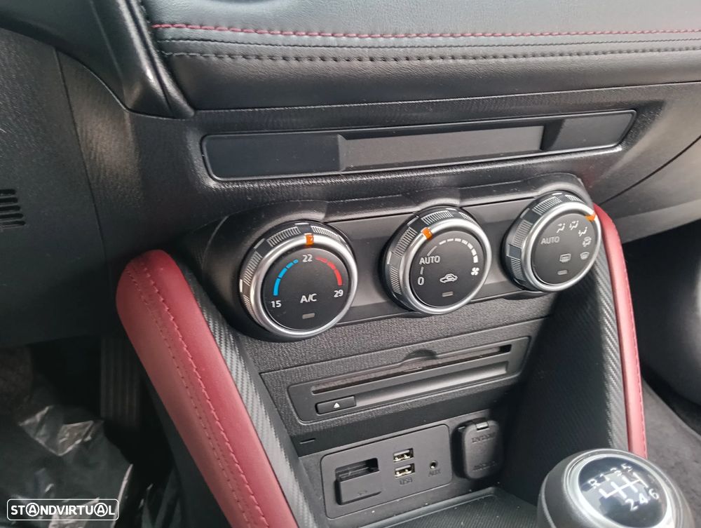 Mazda CX-3 1.5 Sky.Excellence HT Leather White Navi - 26