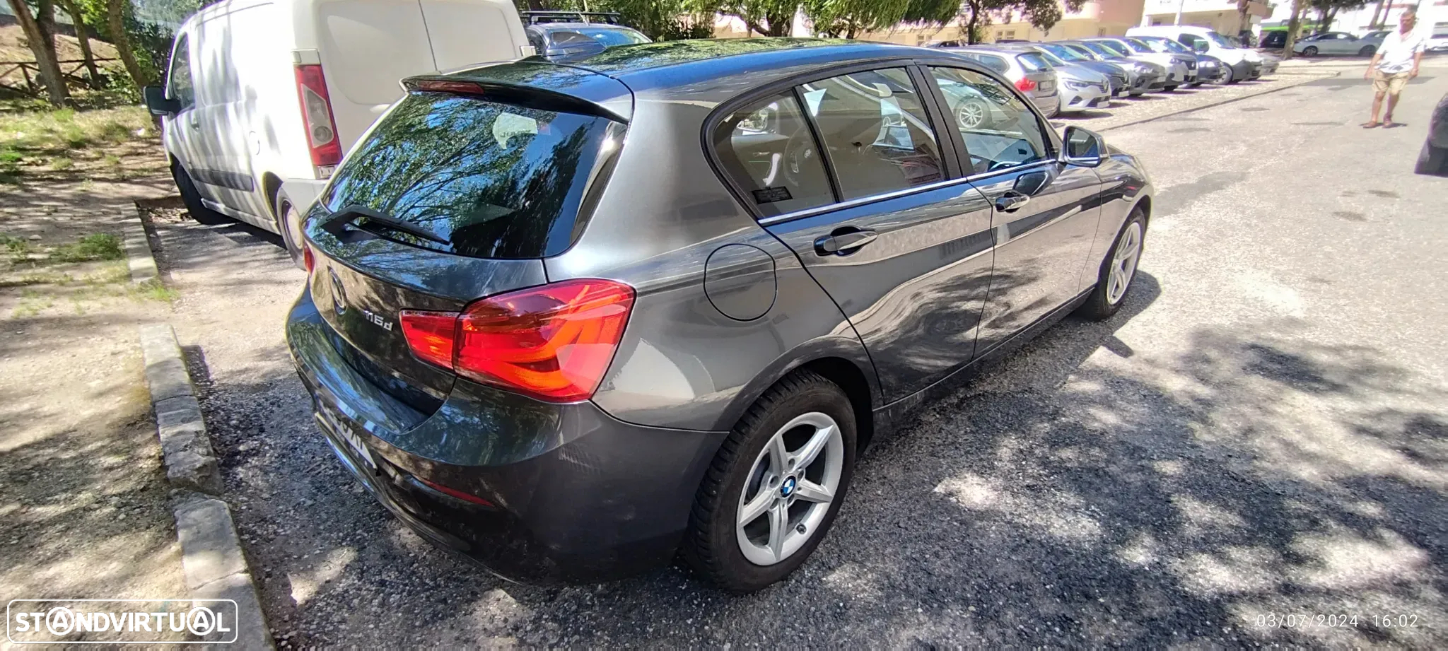 BMW 116 d - 16