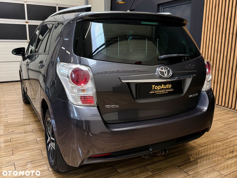 Toyota Verso 1.8 Prestige EU5 7os - 10
