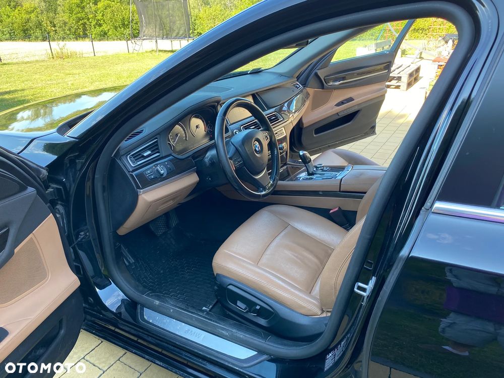 BMW Seria 7 730d xDrive - 10