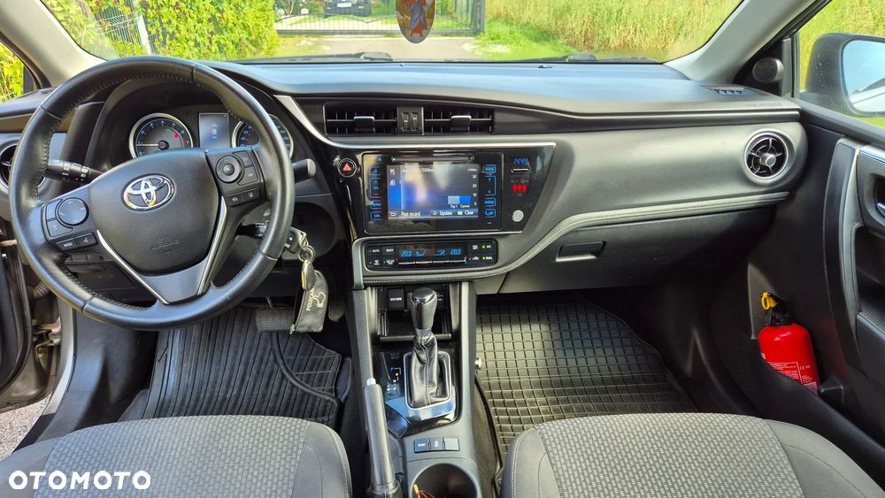 Toyota Corolla 1.6 Comfort MS - 11