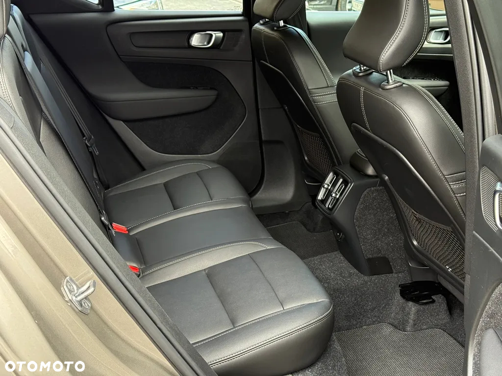 Volvo XC 40 B4 B Geartronic Inscription - 23