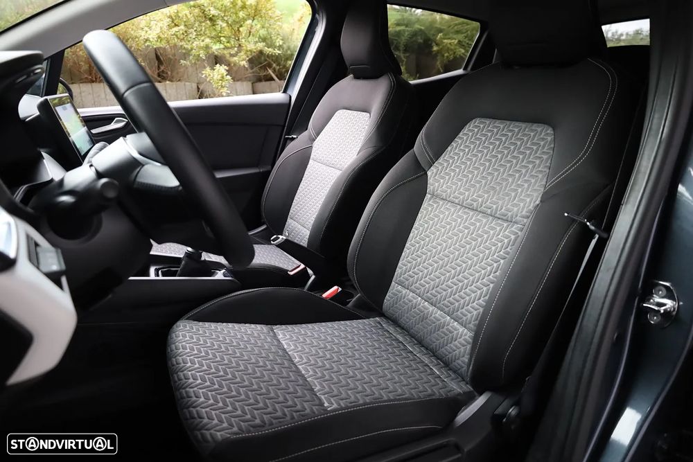 Renault Clio 1.5 Blue dCi Evolution - 42