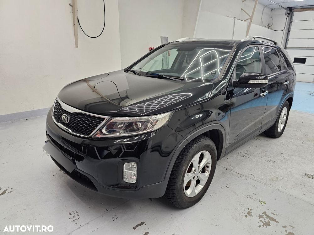 Kia Sorento 2.2 DSL BASE MT 4x2 - 6