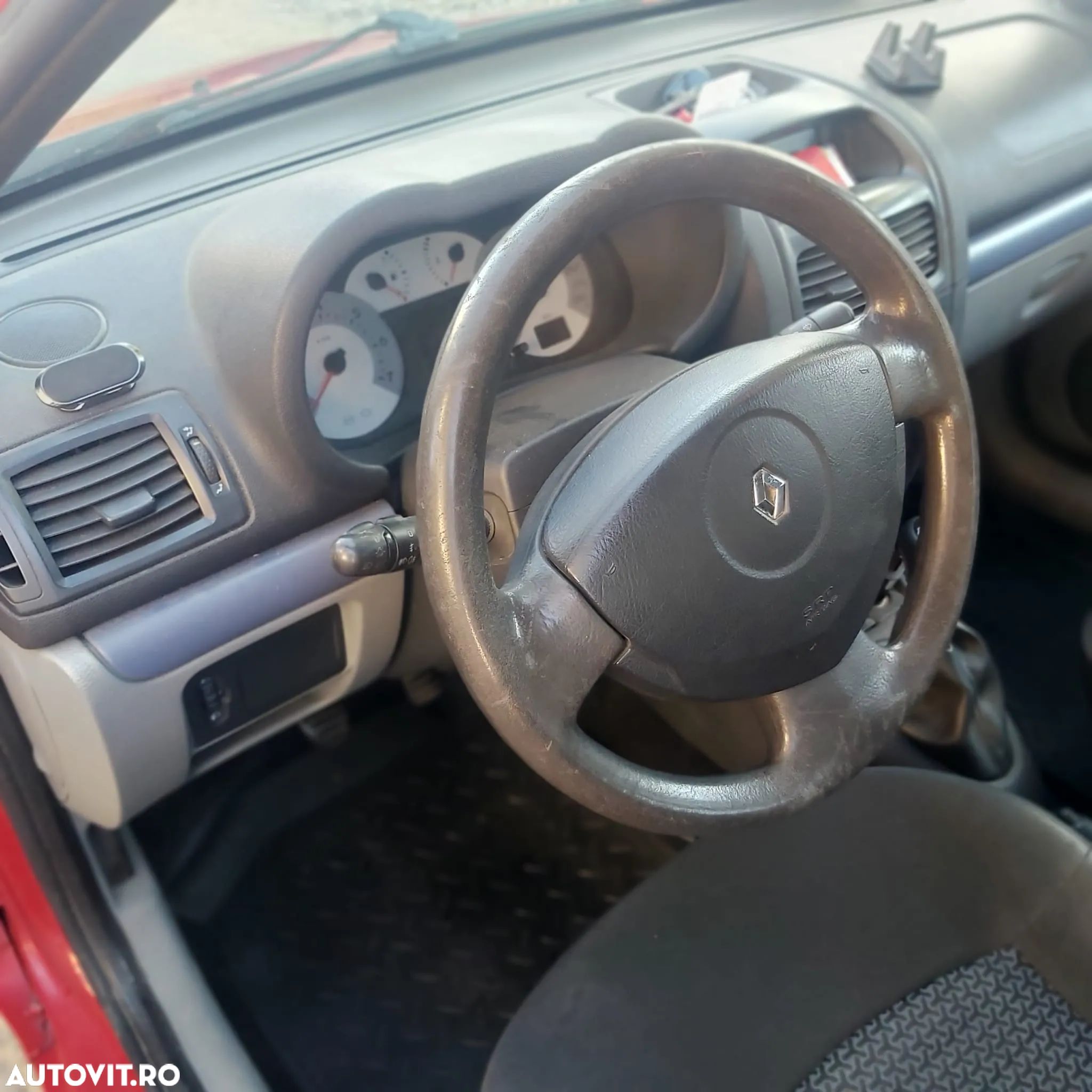 Renault Symbol 1.4 8V SL Fidji - 1