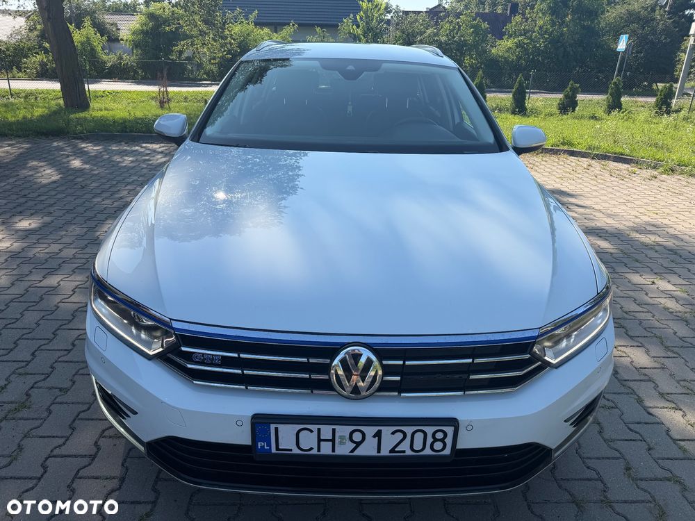 Volkswagen Passat 2016 photo 2