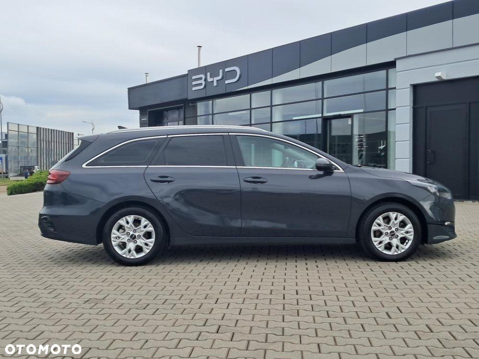 Kia Ceed - 6