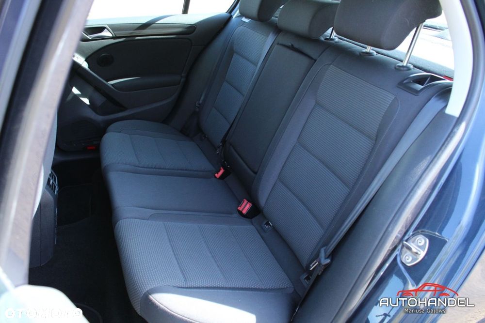 Volkswagen Golf - 14