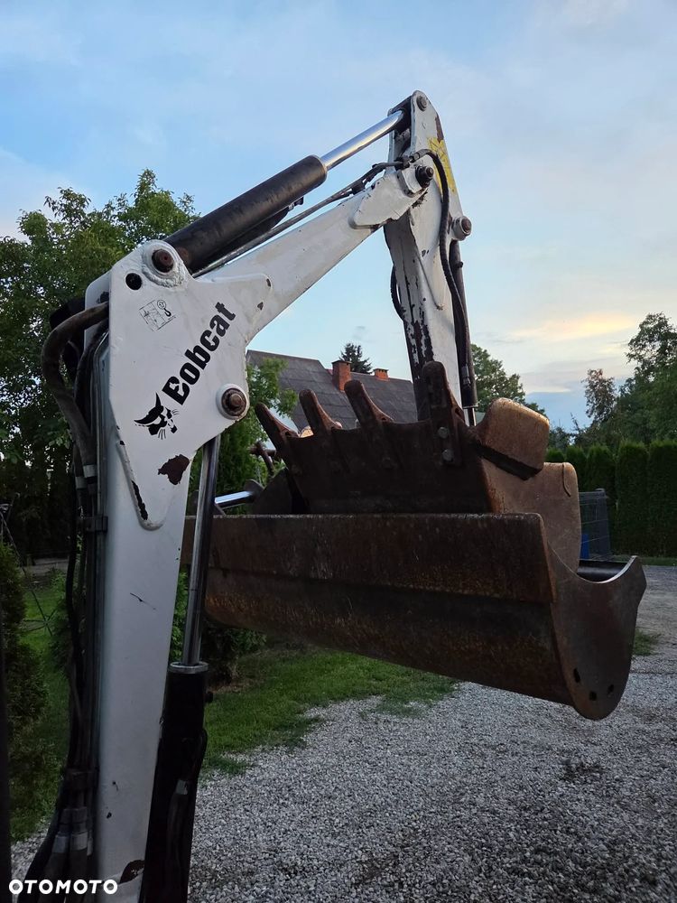 Bobcat 322 - 12