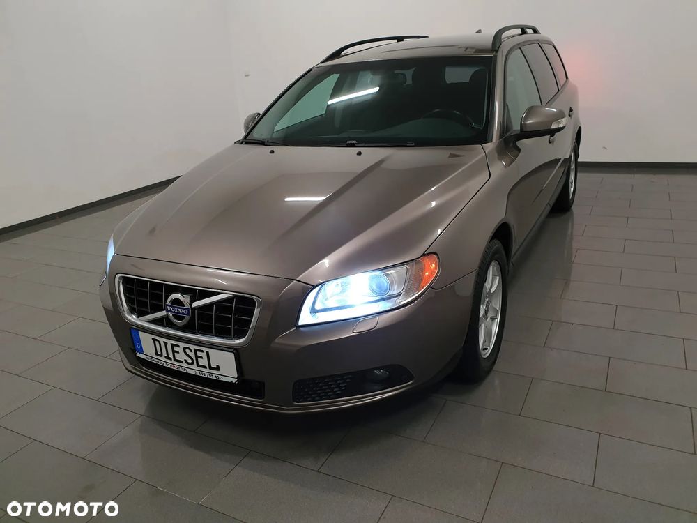 Volvo V70 2.0D Summum - 29