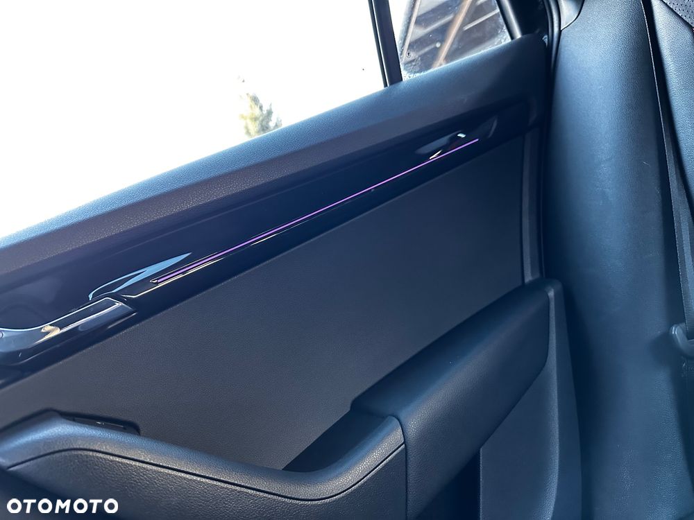 Skoda Octavia 2.0 TSI RS Challenge 245 DSG - 34