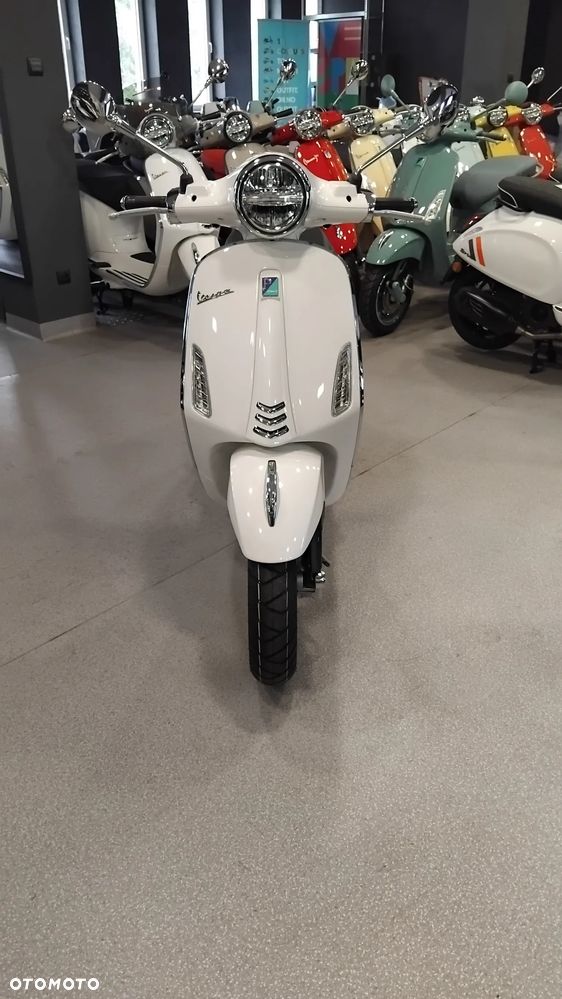 Vespa Primavera - 5