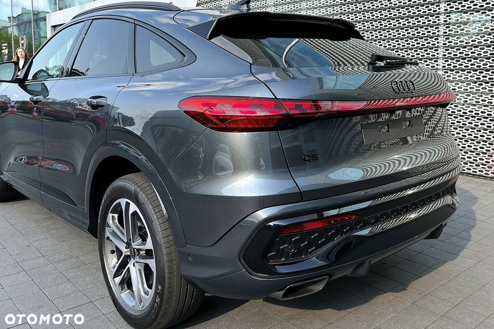 Audi Q5 Sportback - 15