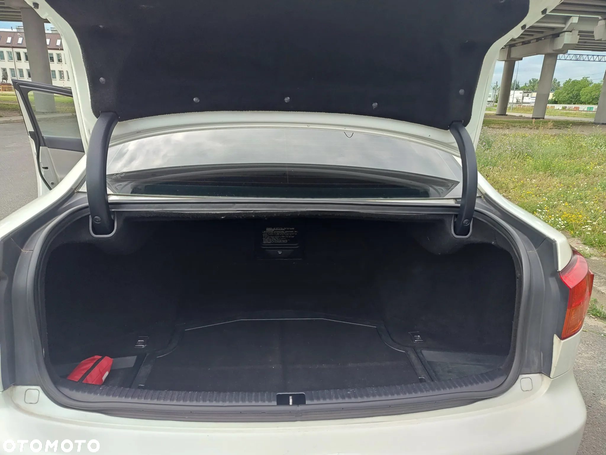Lexus IS 220d - 2