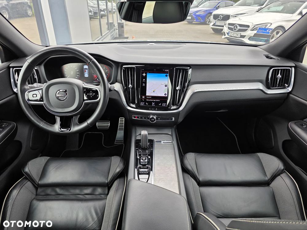 Volvo S60 B4 B R-Design - 30