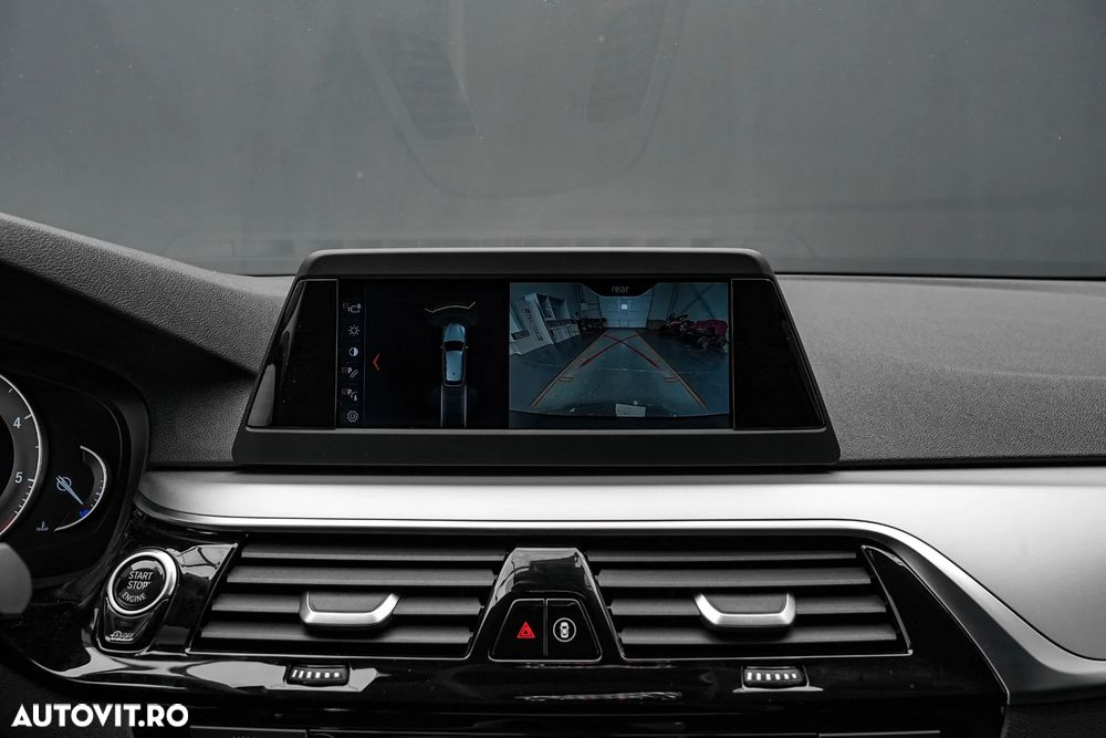 BMW Seria 5 520d Aut. Sport Line - 23