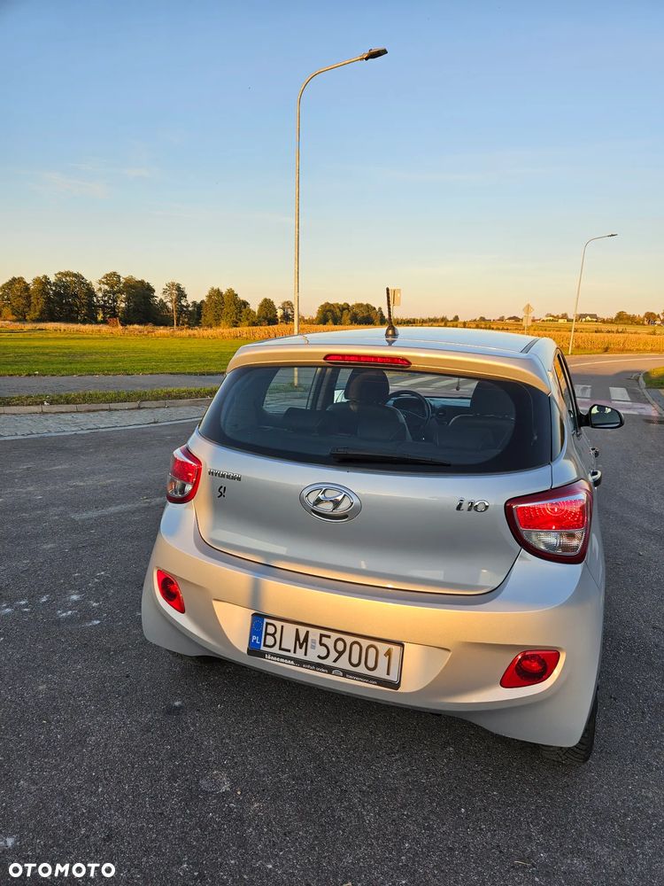Hyundai i10 - 12