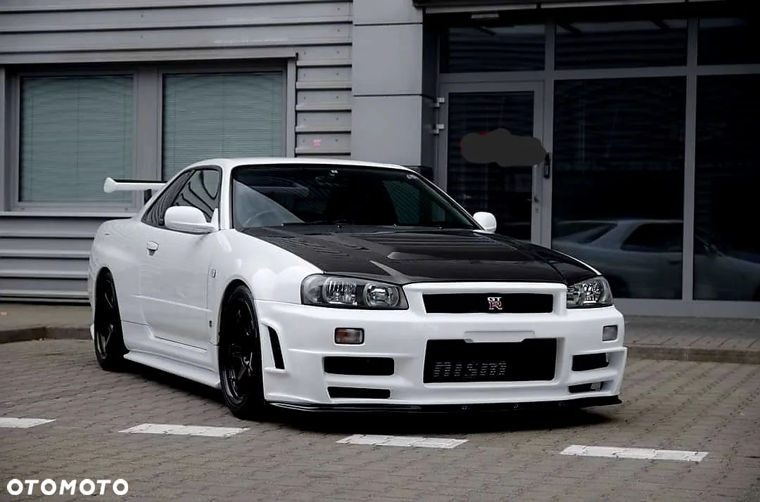 Nissan Skyline - 1
