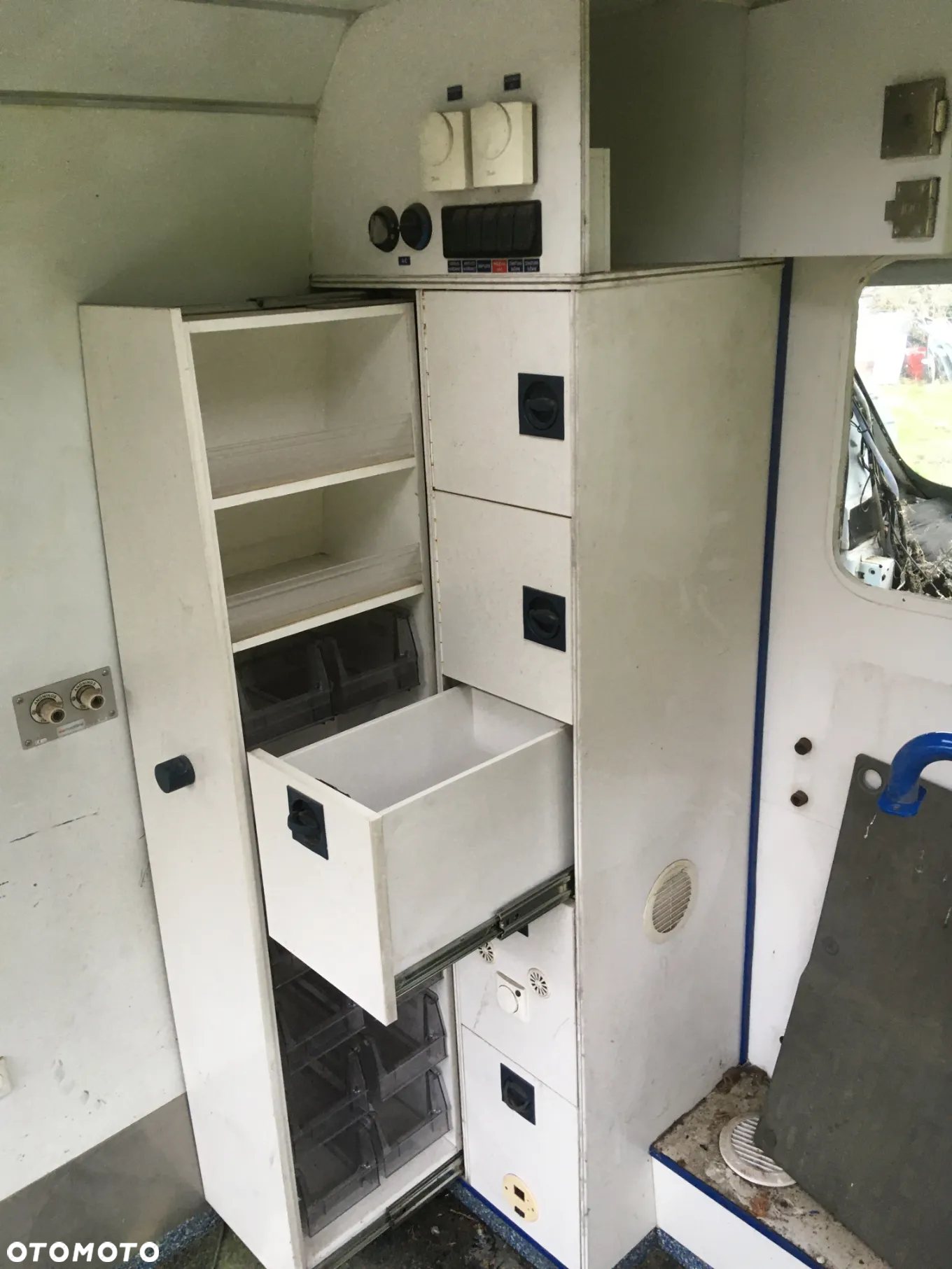 UMEBLOWANIE PÓŁKI SZAFKI ZABUDOWA KAMPER DUCATO 06 - 2
