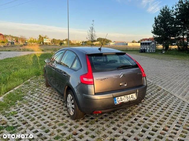 Citroën C4 1.6 VTi Attraction - 4